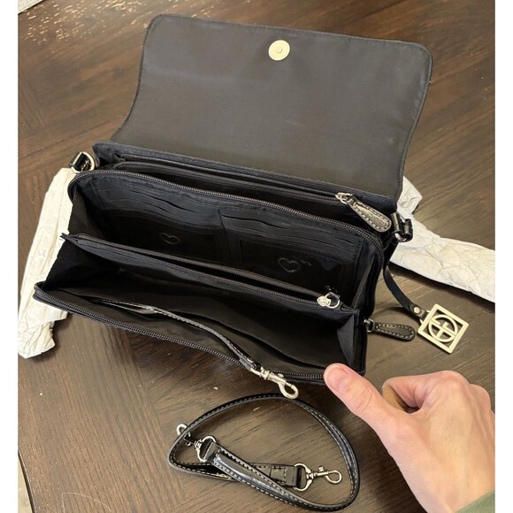 NWOT Giani Bernini Black Monogram Purse Handbag Faux Leather & Canvas 4” X 10” - Picture 9 of 13